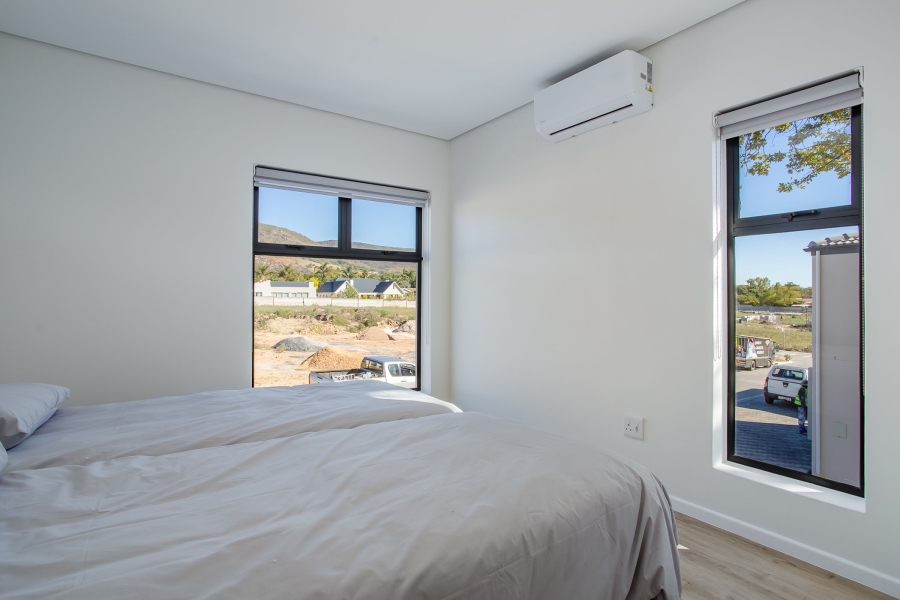 To Let 3 Bedroom Property for Rent in Honeydew Country Estate Western Cape